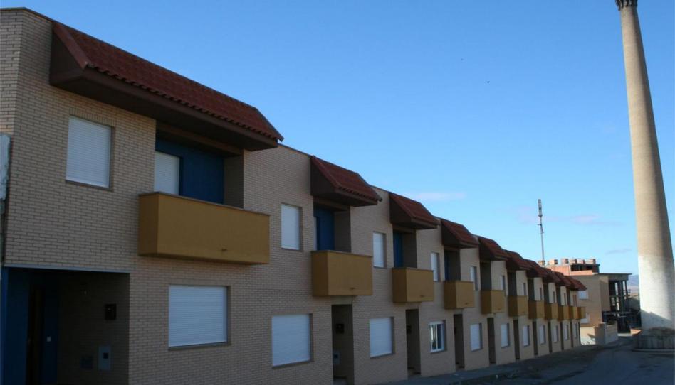 Single-family semi-detached for sale in Calle Cabezo Calvario, 123, Épila, Zaragoza - image 1 Photo 1 of Single-family semi-detached for sale in Calle Cabezo Calvario, 123, Épila, Zaragoza