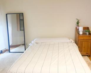 Bedroom of Flat for sale in Las Rozas de Madrid  with Air Conditioner, Microwave and Internet