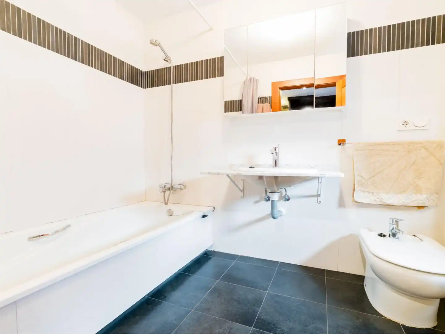 Flat for rent in Calle Emir, 17, Parque Lagos Flat for rent in Calle Emir, 17, Parque Lagos