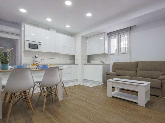 Piso en Alquiler en Avenida Duque de Nájera, 4 en La Caleta - La Viña