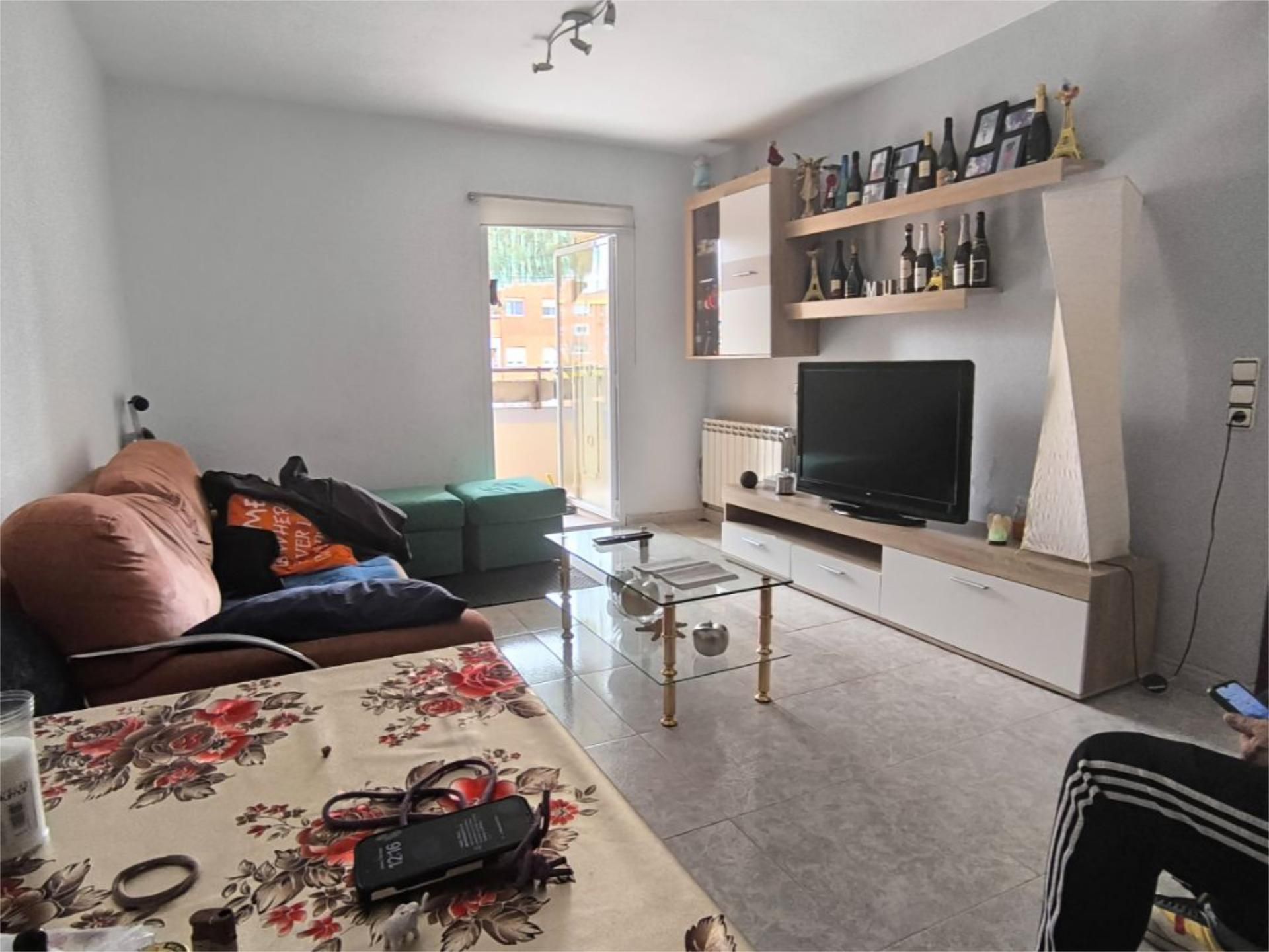 Living room of Flat for sale in  Madrid Capital  with Heating, Furnished and Balcony