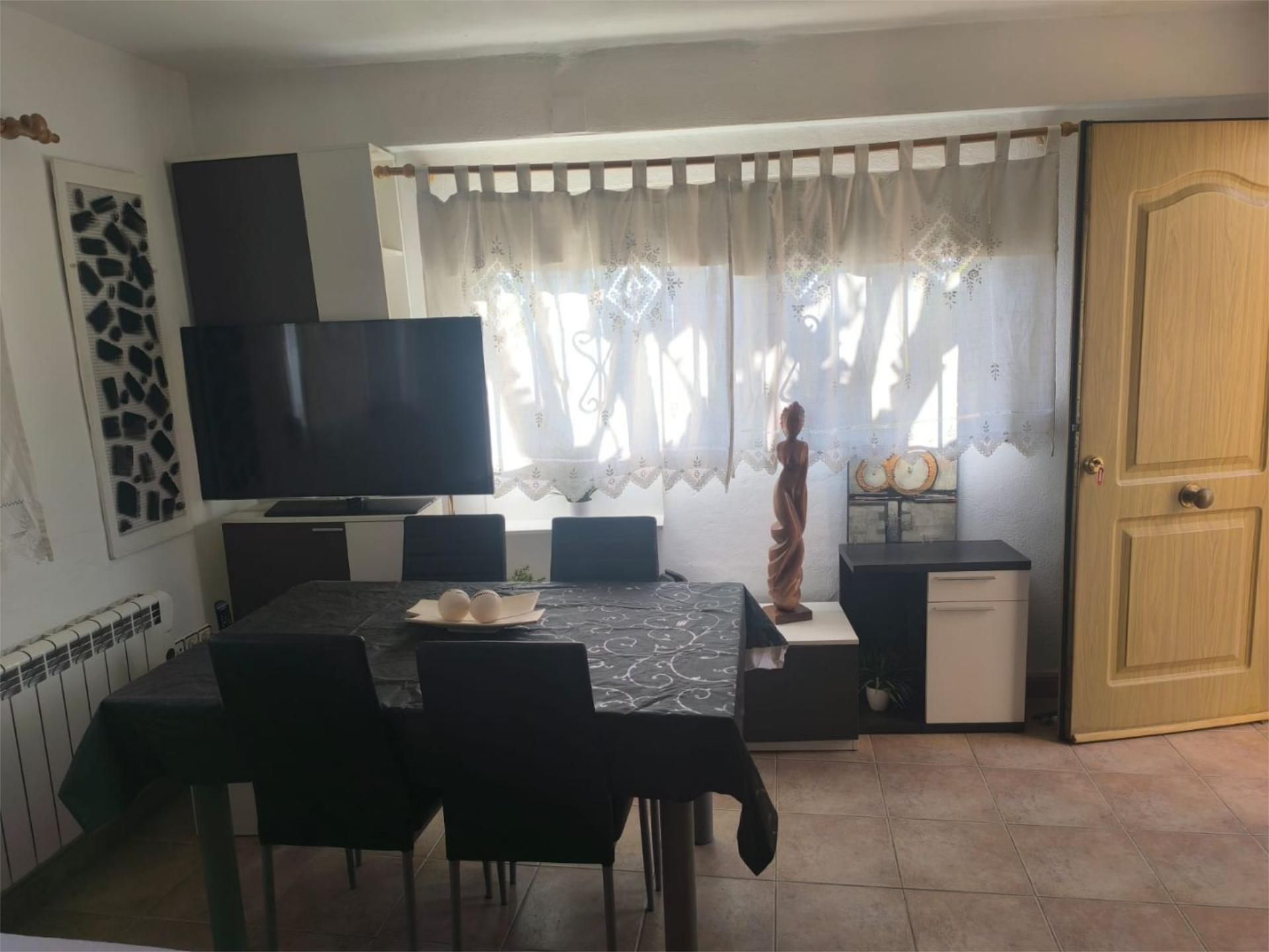 Dining room of Study to rent in La Pobla de Vallbona  with Air Conditioner, Heating and Furnished