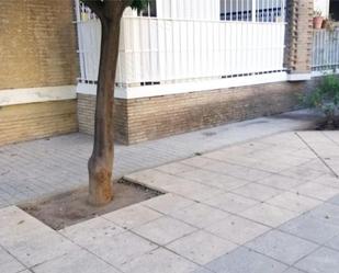 Exterior view of Flat for sale in Mairena del Aljarafe  with Air Conditioner, Terrace and Balcony