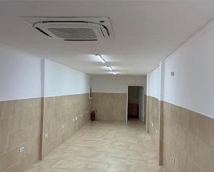Premises to rent in Orihuela  with Air Conditioner