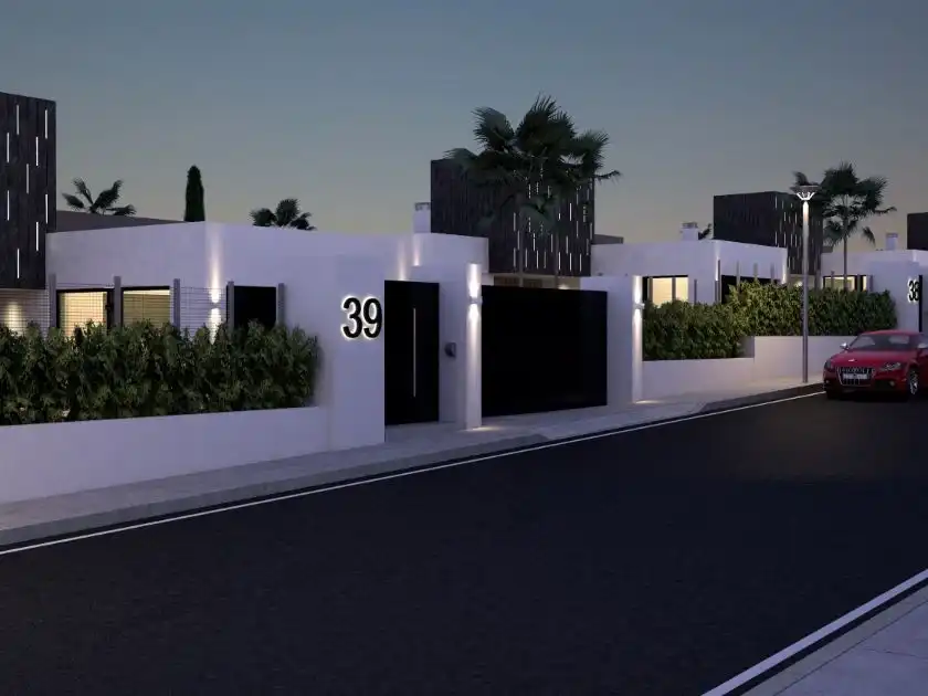 Vista exterior de Piso en venta en Mijas con Aire acondicionado, Calefacción y Jardín privado