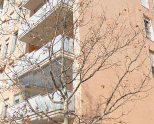 Vista exterior de Pis de lloguer en  Zaragoza Capital amb Aire condicionat, Calefacció i Parquet