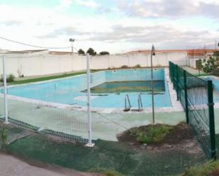 Piscina de Urbanitzable en venda en Quero