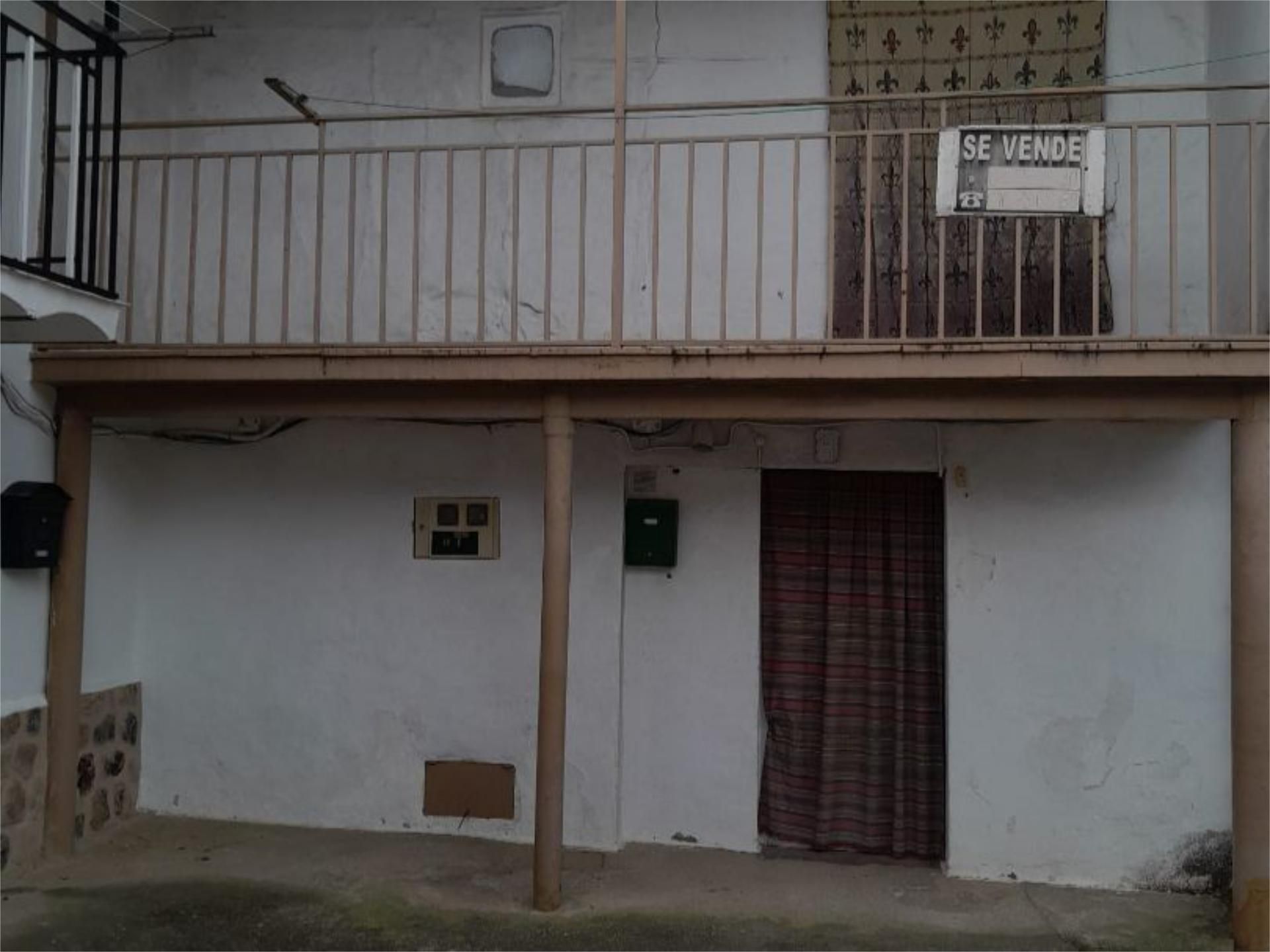 Vista exterior de Piso en venta en Arenas de San Pedro con Balcón