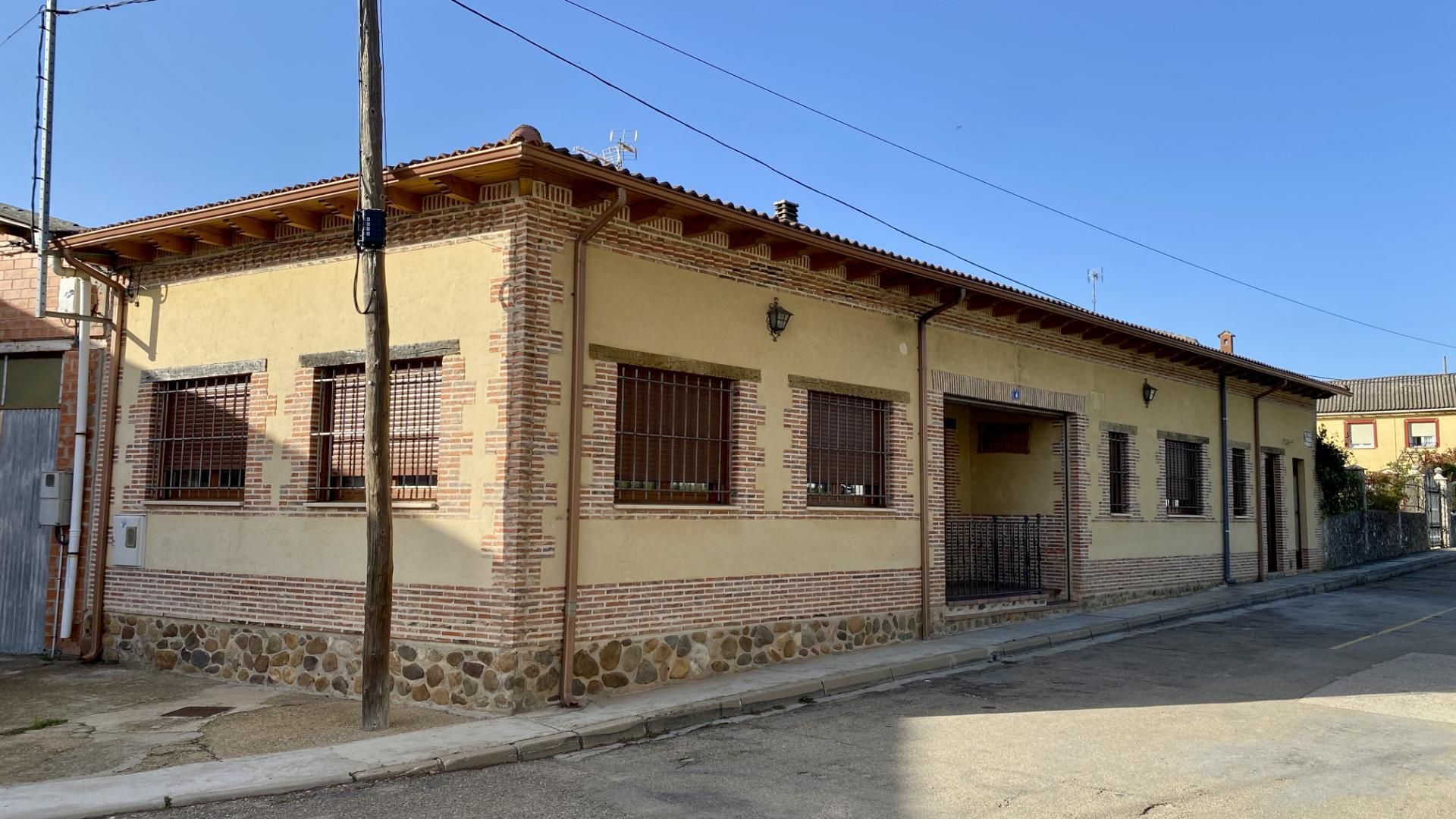 Vista exterior de Casa o xalet de lloguer en Pino del Río