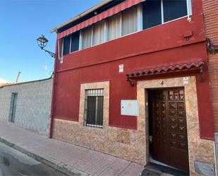 Exterior view of Single-family semi-detached for sale in Linares  with Air Conditioner, Heating and Furnished