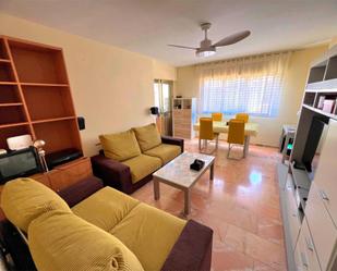 Living room of Flat for sale in Almuñécar  with Air Conditioner, Terrace and Swimming Pool