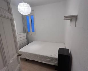 Bedroom of Flat to share in  Madrid Capital  with Furnished, Oven and Washing machine