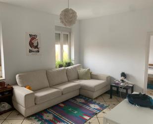 Sala d'estar de Pis en venda en  Granada Capital amb Calefacció, Jardí privat i Traster