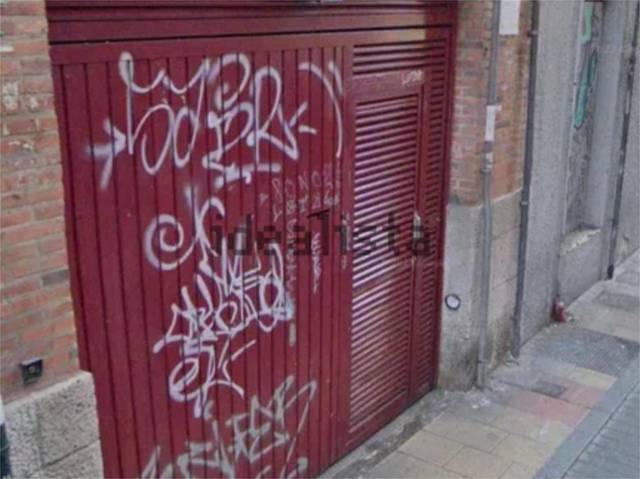 Garaje en Venta en Calle Sabano, 2 en San Martín