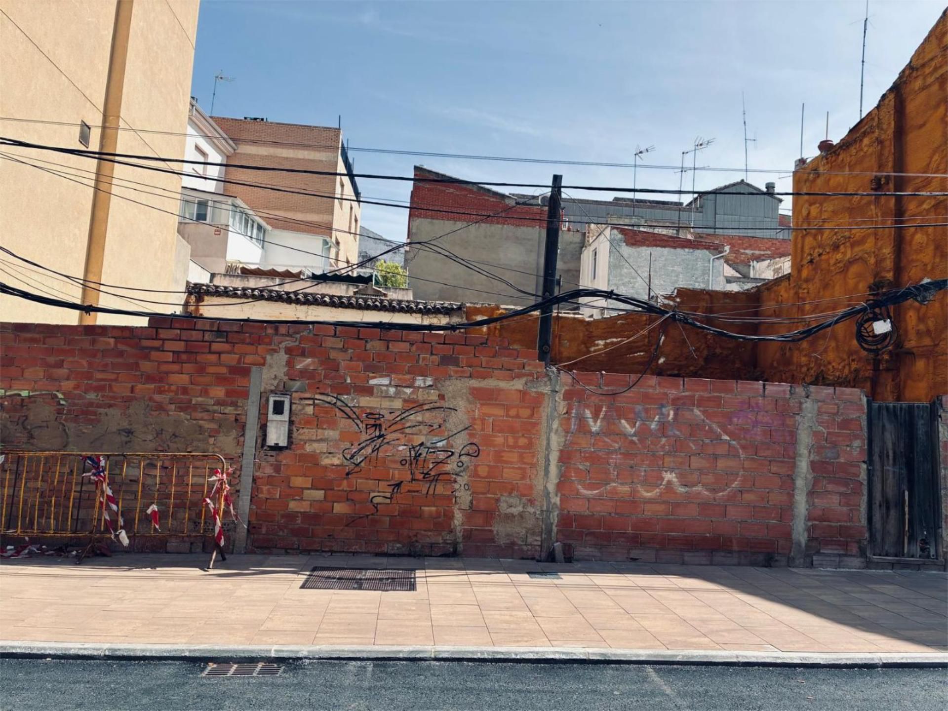 Vista exterior de Urbanitzable en venda en  Jaén Capital