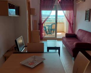 Sala d'estar de Pis de lloguer en Oropesa del Mar / Orpesa amb Aire condicionat, Terrassa i Piscina