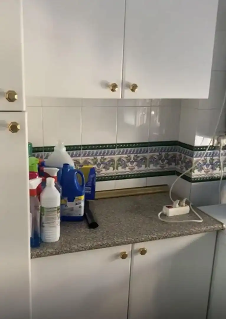 Cocina de Piso de alquiler en Sevilla con Aire acondicionado, Calefacción y Amueblado