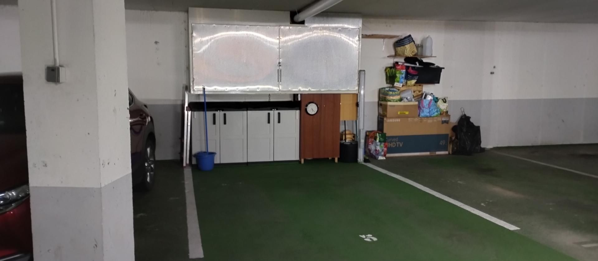 Garage for sale in Guriezo