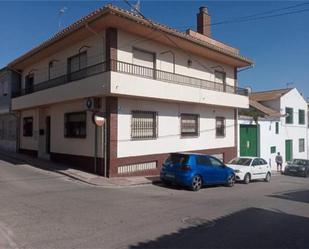 Vista exterior de Casa o xalet en venda en Atarfe amb Terrassa