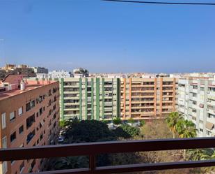 Vista exterior de Pis de lloguer en  Valencia Capital amb Aire condicionat, Calefacció i Terrassa