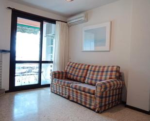 Living room of Flat to rent in San Martín de Valdeiglesias  with Air Conditioner, Terrace and Oven