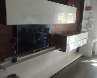 Living room of Flat to rent in  Albacete Capital  with Air Conditioner, Heating and Parquet flooring