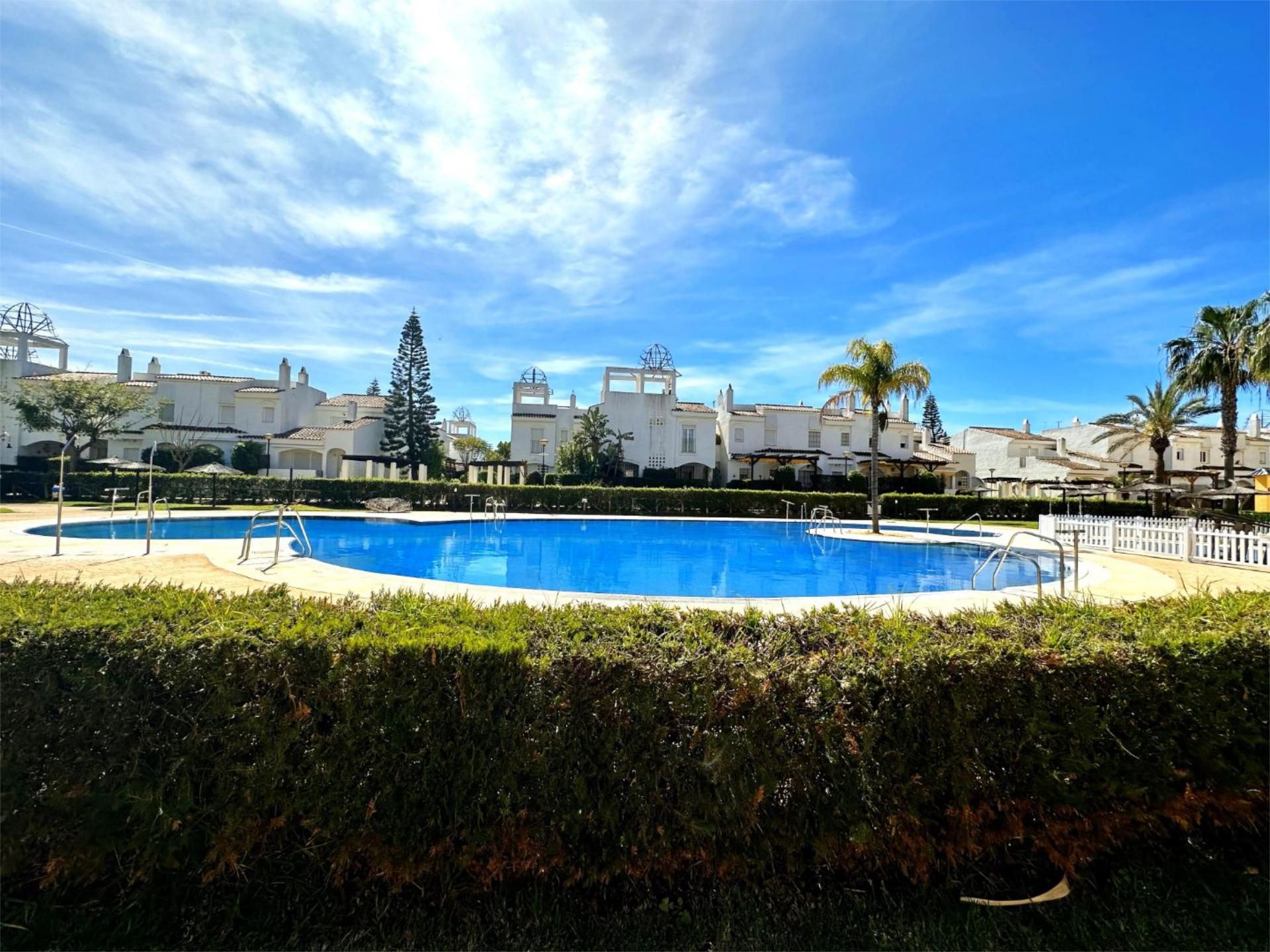 Exterior view of House or chalet for sale in Rota  with Air Conditioner, Heating and Private garden
