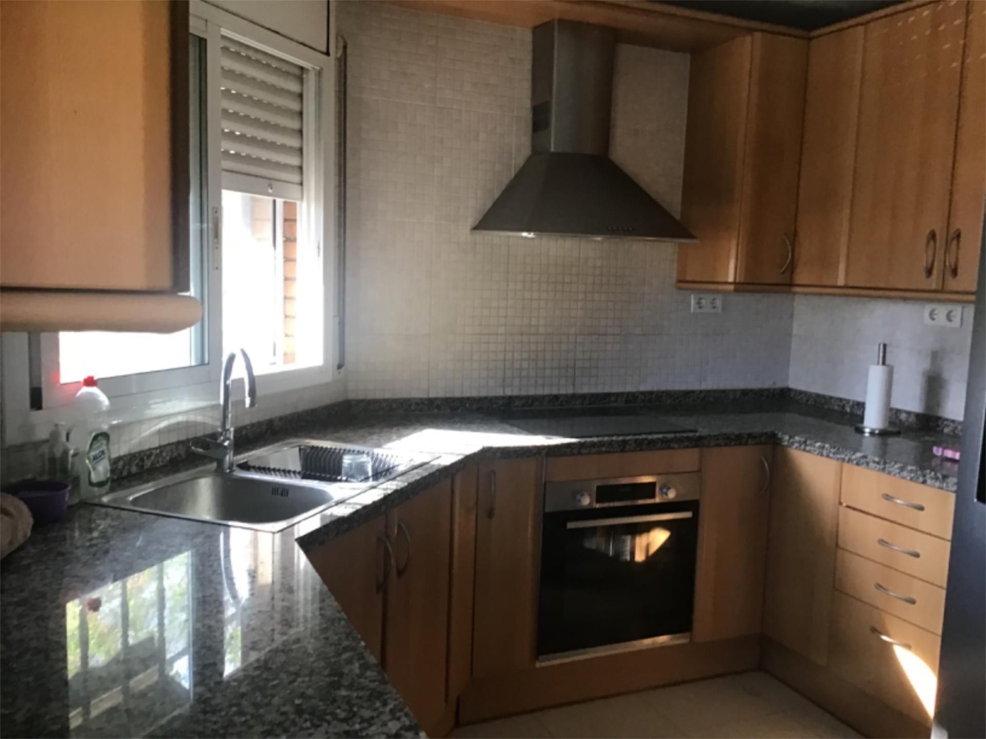 Cuina de Casa o xalet en venda en  Tarragona Capital amb Terrassa, Piscina i Balcó