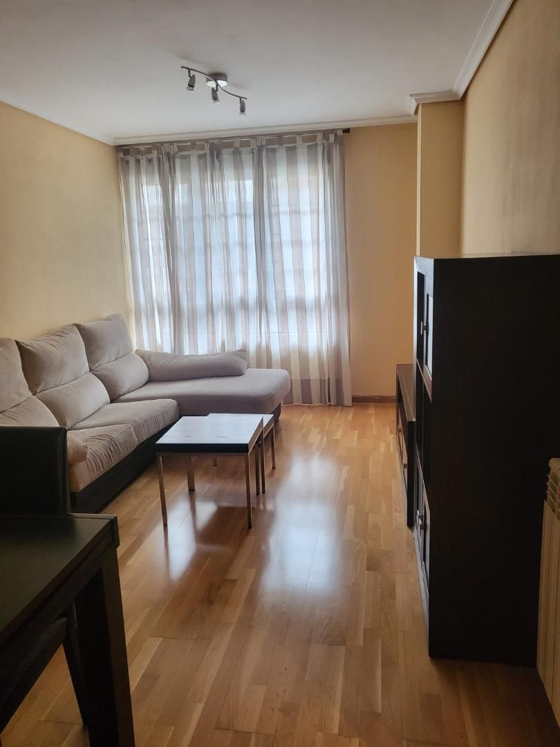 Apartament de lloguer a Calle San Fructuoso, 1, Zona Alta