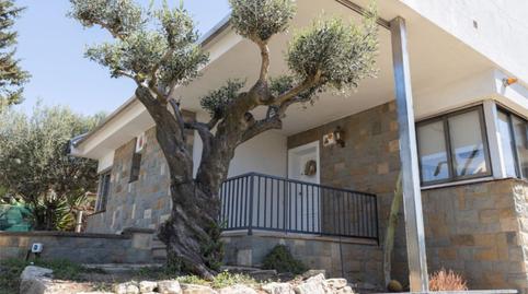 Casa o chalet en venta en Avinguda de Can Montmany, 28, Corbera de Llobregat, Barcelona - imagen 2 Foto 2 de Casa o chalet en venta en Avinguda de Can Montmany, 28, Corbera de Llobregat, Barcelona