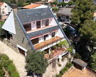 Vista exterior de Casa o xalet en venda en Corbera de Llobregat amb Calefacció, Jardí privat i Parquet