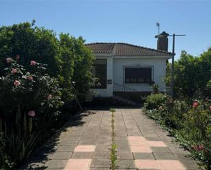 Exterior view of House or chalet for sale in  Córdoba Capital  with Air Conditioner, Private garden and Furnished