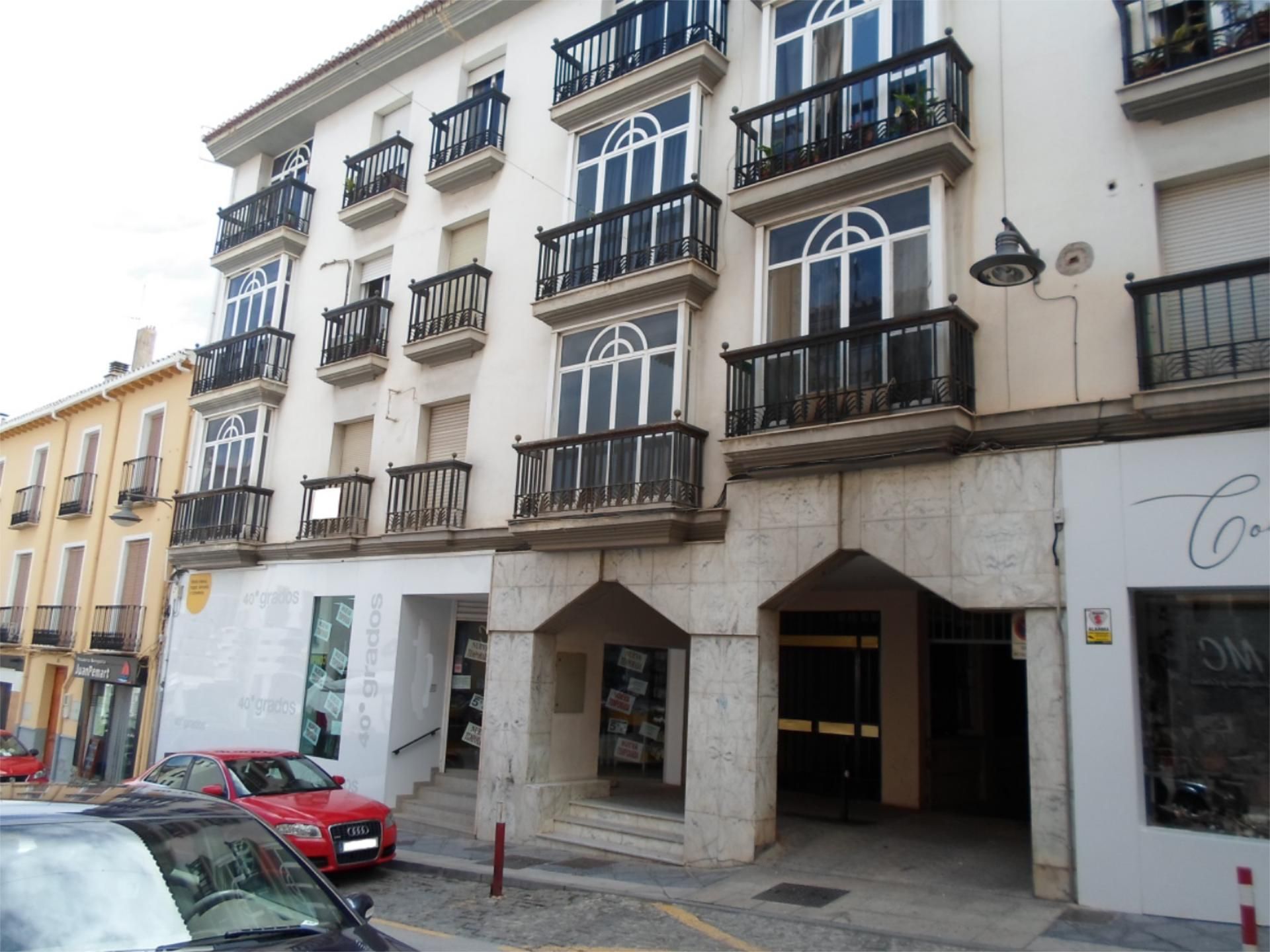 Vista exterior de Oficina en venda en Baza