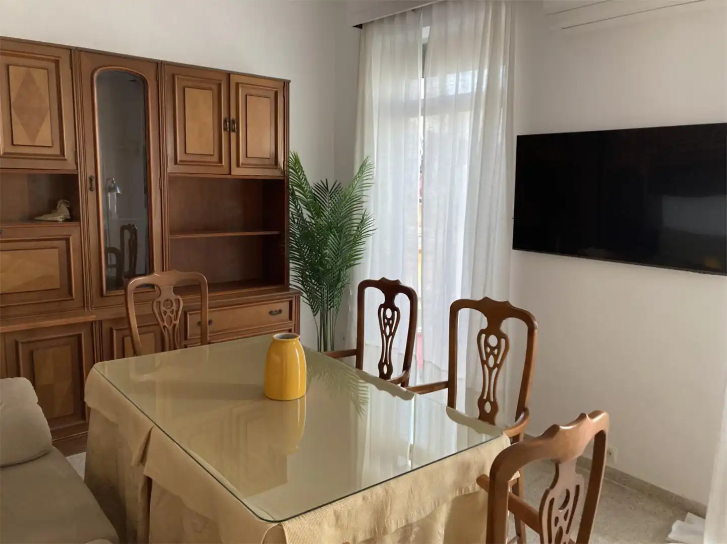 Flat for rent in Calle Virgili, Alameda - Mentidero - Teatro Falla Flat for rent in Calle Virgili, Alameda - Mentidero - Teatro Falla