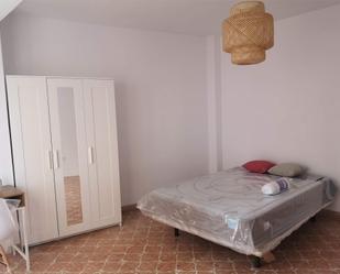 Pis per a compartir a Carrer Pizarro, 7, Centro Urbano
