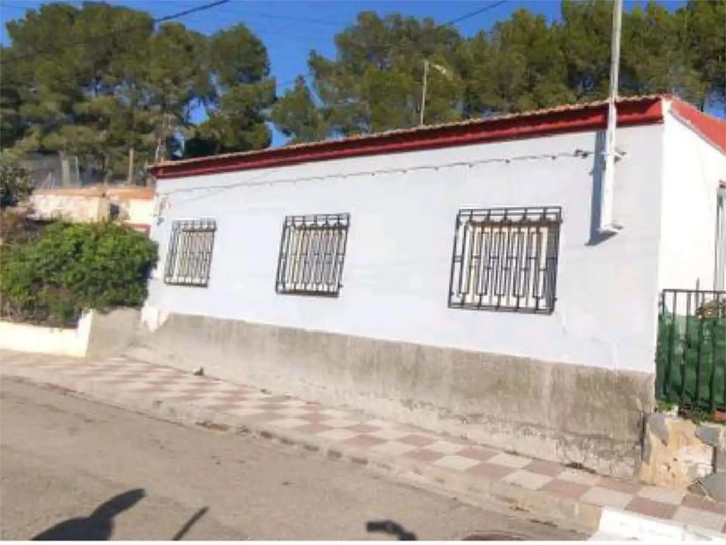 Vista exterior de Casa adosada en venta en Cenizate