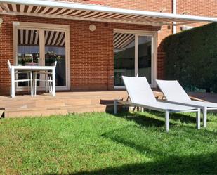 Terrassa de Casa adosada en venda en Valladolid Capital amb Piscina