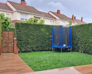 Garden of Single-family semi-detached for sale in Valladolid Capital  with Heating, Private garden and Storage room