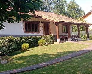 Jardí de Casa o xalet en venda en Llanes amb Terrassa