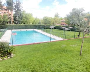 Swimming pool of Flat for sale in San Sebastián de los Reyes  with Air Conditioner, Heating and Parquet flooring