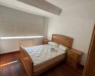 Bedroom of Flat to share in Lugo Capital  with Heating, Parquet flooring and Furnished