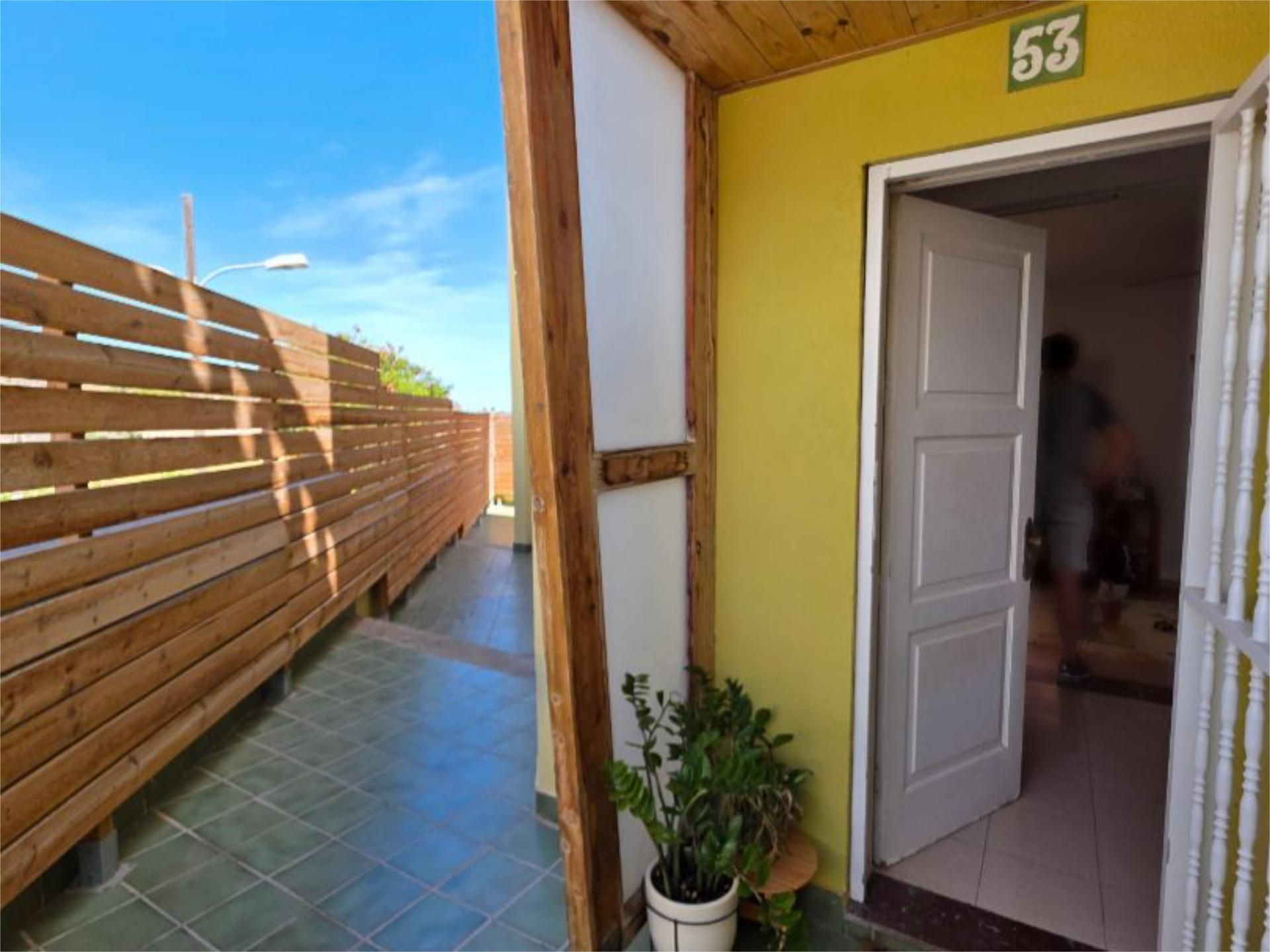 Flat for sale in San Bartolomé de Tirajana  with Terrace, Storage room and Furnished