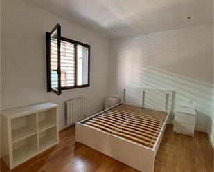 Bedroom of Flat to rent in Alcalá de Henares