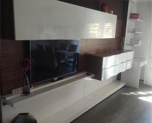 Living room of Flat to rent in  Albacete Capital  with Heating, Terrace and Furnished