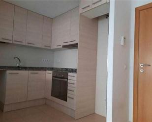 Cuina de Pis en venda en Terrassa amb Calefacció i Moblat