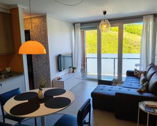 Living room of Flat for sale in Malpica de Bergantiños  with Heating, Terrace and Storage room