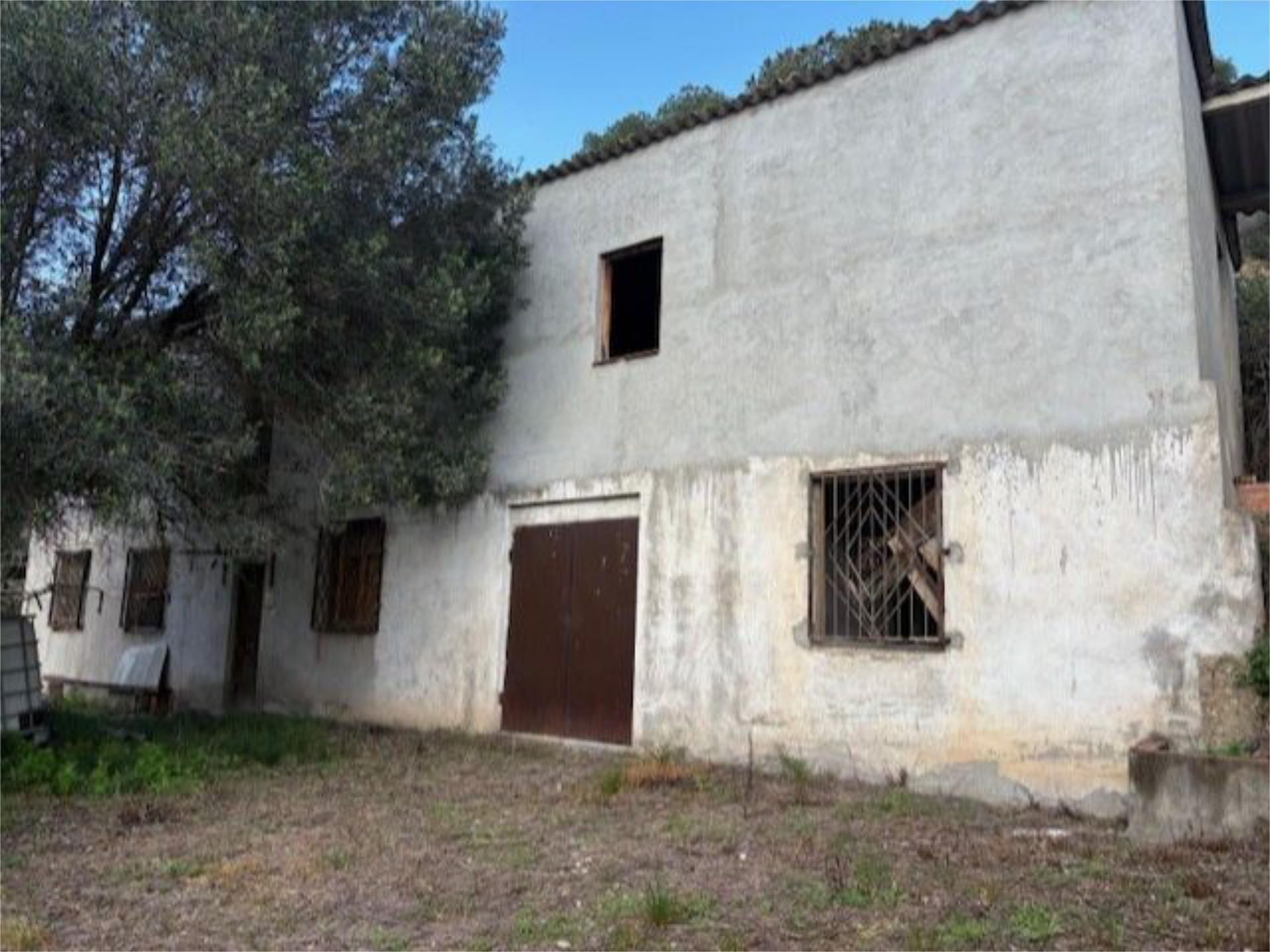 Vista exterior de No Urbanitzable en venda en Martorell