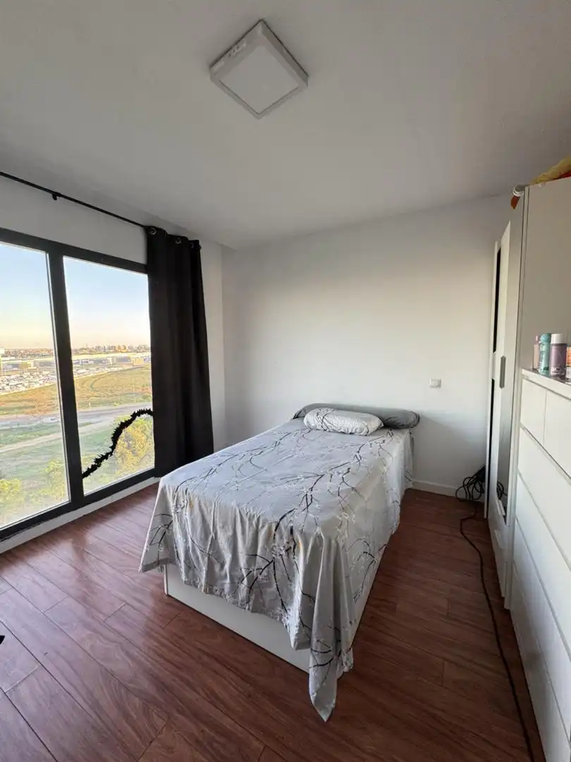Bedroom of Duplexes for share in Leganés  with Air Conditioner, Heating and Parquet flooring