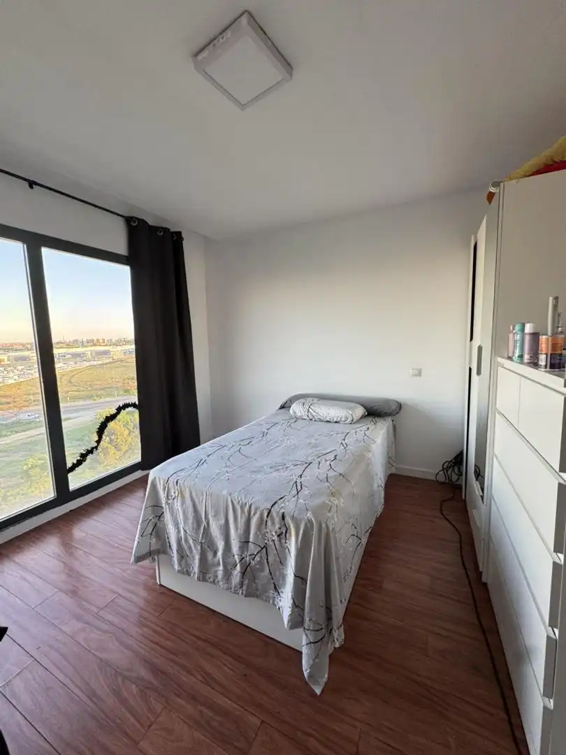 Bedroom of Duplexes for share in Leganés  with Air Conditioner, Heating and Parquet flooring