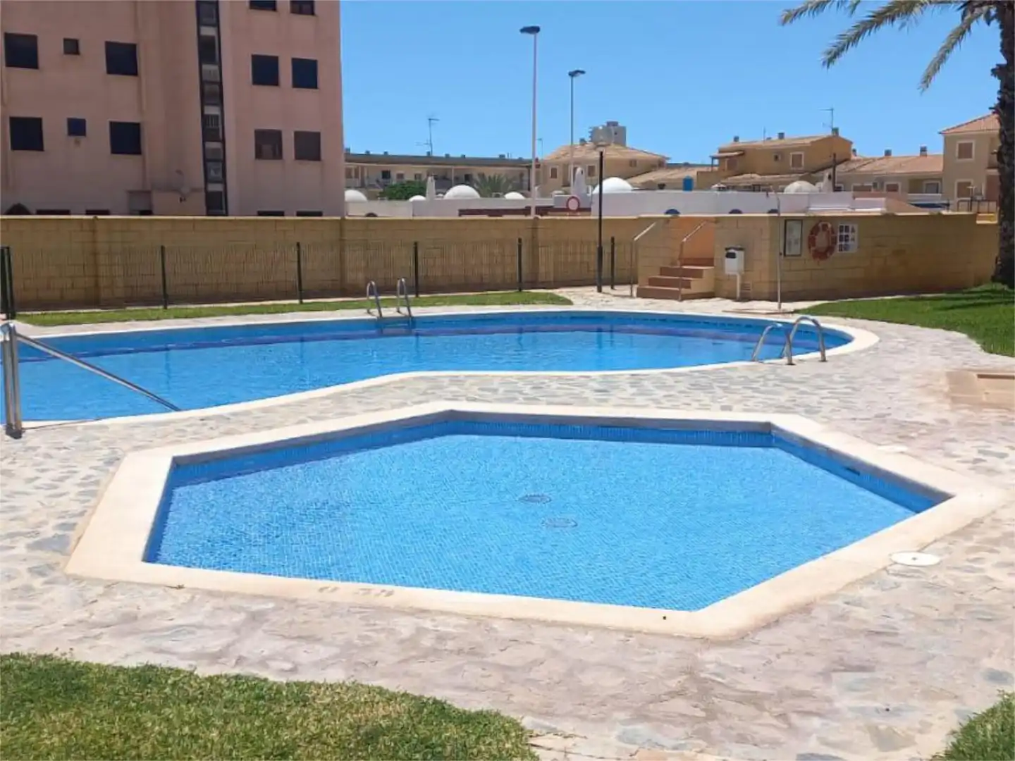 Wohnung zur Miete in Calle Sierra de las Moreras, 52, Bahia Schwimmbecken von Wohnung zur Miete in Mazarrón mit Klimaanlage, Privatgarten und Terrasse